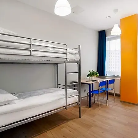 Apart Hostel 3* Poznan