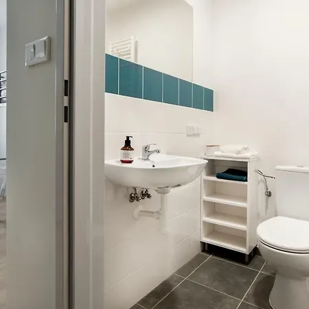 Apart Hostel 3* Poznan